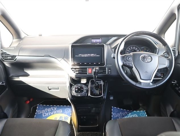 TOYOTA NOAH 2020 Image 31