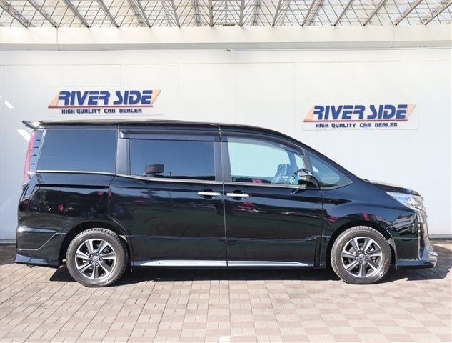 TOYOTA NOAH 2020 Image 31
