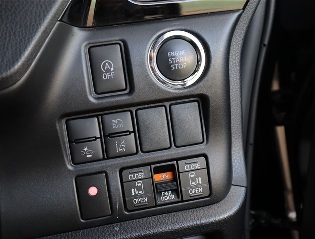 TOYOTA NOAH 2020 Image 31