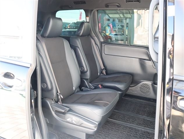 TOYOTA NOAH 2020 Image 31