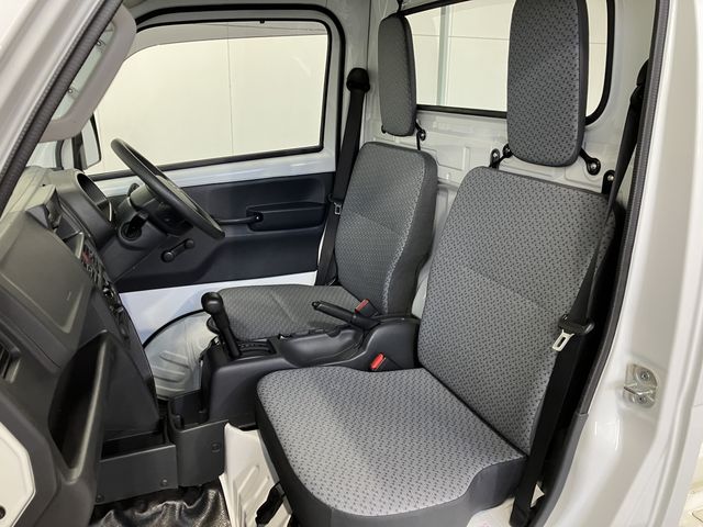 SUZUKI CARRY TRUCK 4WD 2023 Image 31