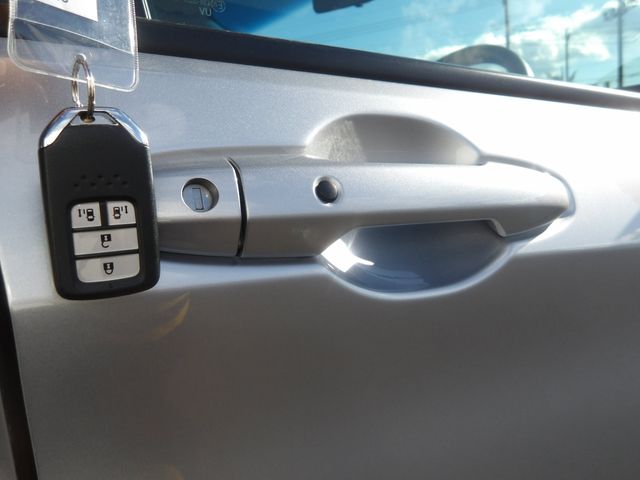 HONDA FREED HYBRID 2019 Image 31