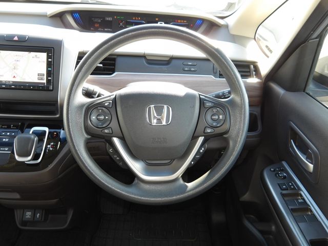 HONDA FREED HYBRID 2019 Image 31