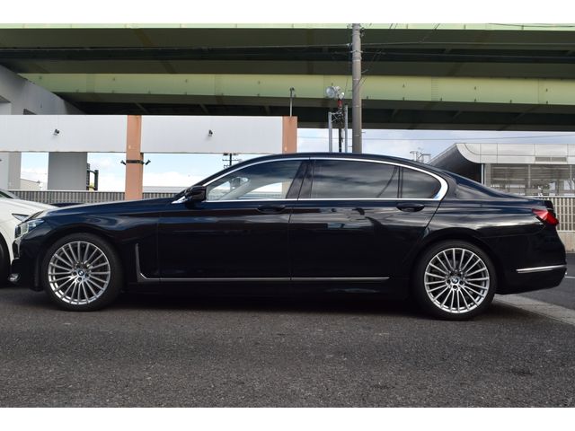 BMW 7SERIES 2019 Image 31
