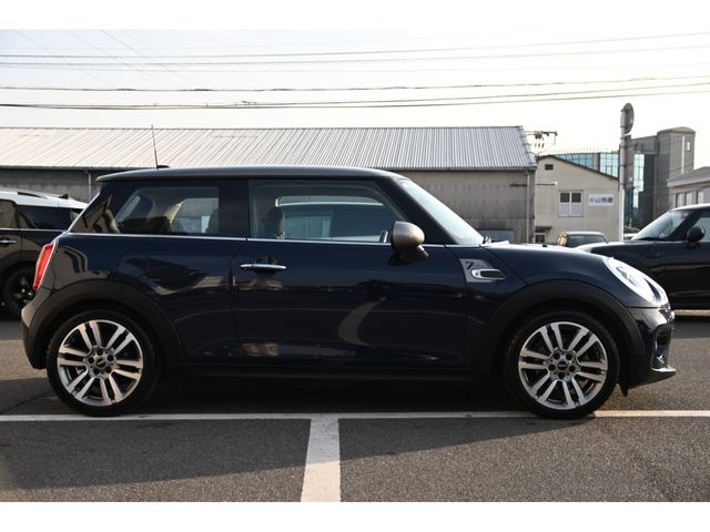 BMW MINI COOPER 2017 Image 31