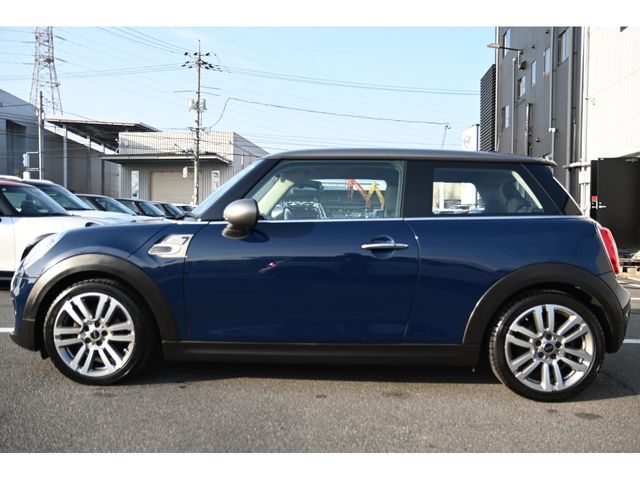 BMW MINI COOPER 2017 Image 31