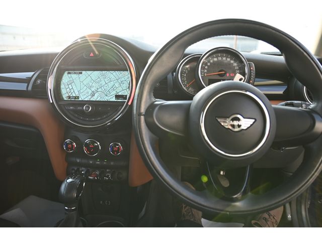 BMW MINI COOPER 2017 Image 31