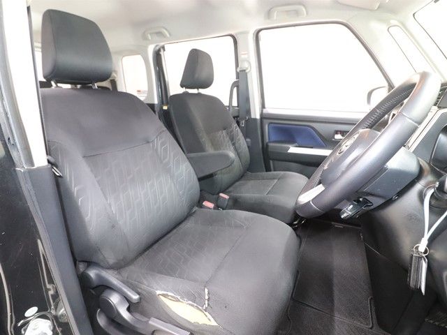 TOYOTA TANK 2017 Image 31