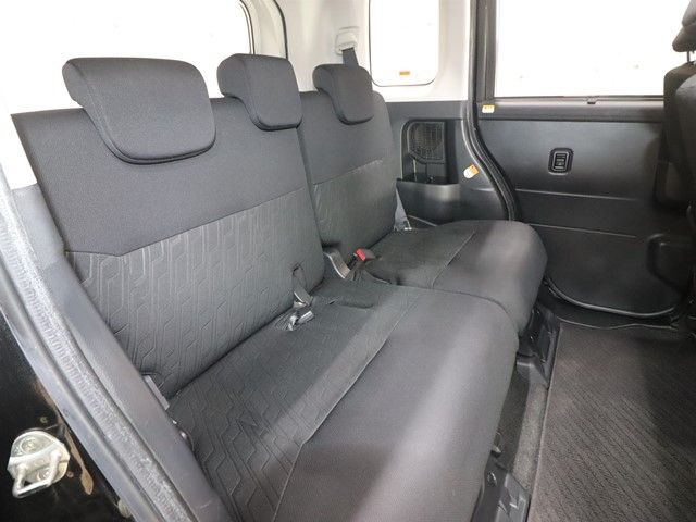 TOYOTA TANK 2017 Image 31