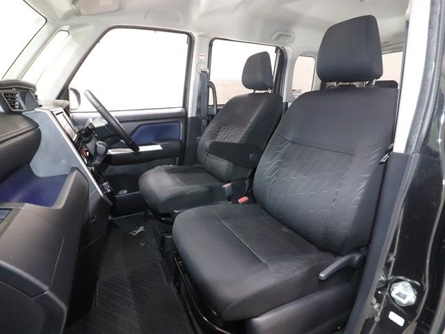 TOYOTA TANK 2017 Image 31