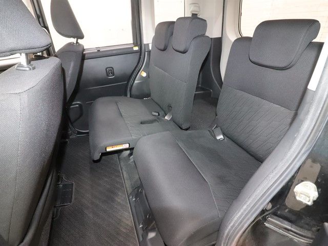 TOYOTA TANK 2017 Image 31