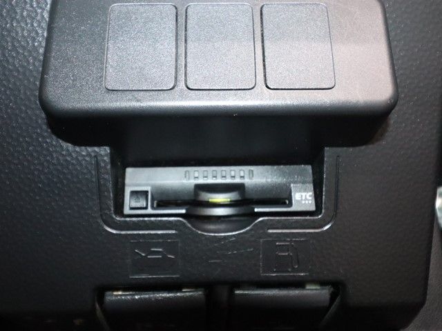 TOYOTA TANK 2017 Image 31