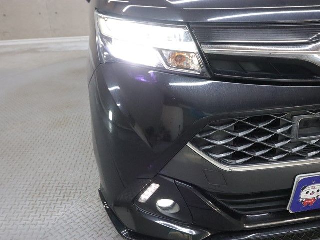 TOYOTA TANK 2017 Image 31