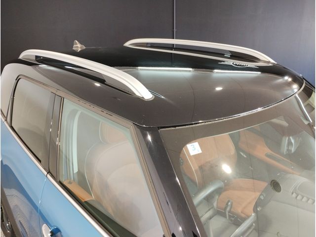 BMW MINI COOPER D CROSSO 2024 Image 31