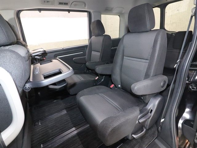 HONDA STEPWAGON SPADA 2018 Image 31