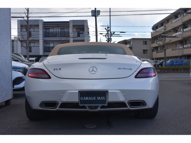 AMG SLS ROADSTER 2012 Image 31