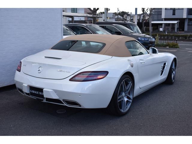AMG SLS ROADSTER 2012 Image 31