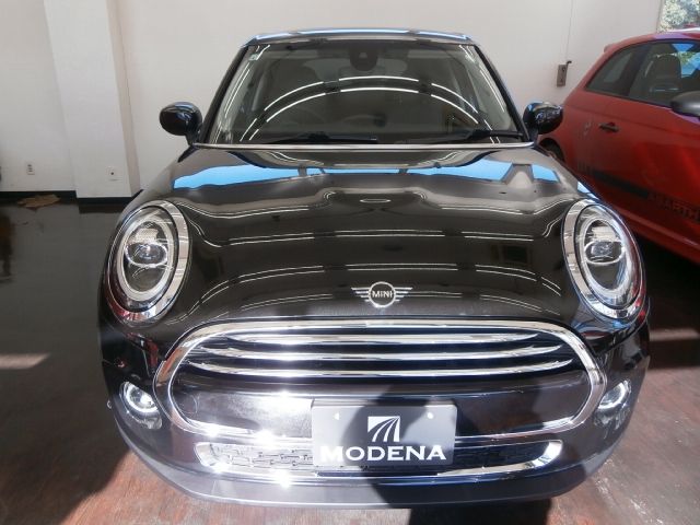 BMW MINI COOPER 5DOOR 2019 Image 31