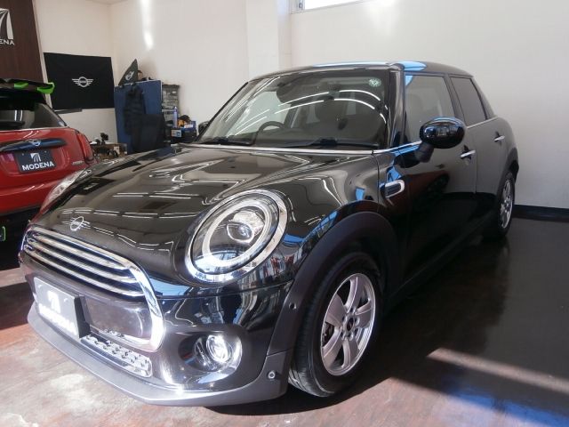 BMW MINI COOPER 5DOOR 2019 Image 31