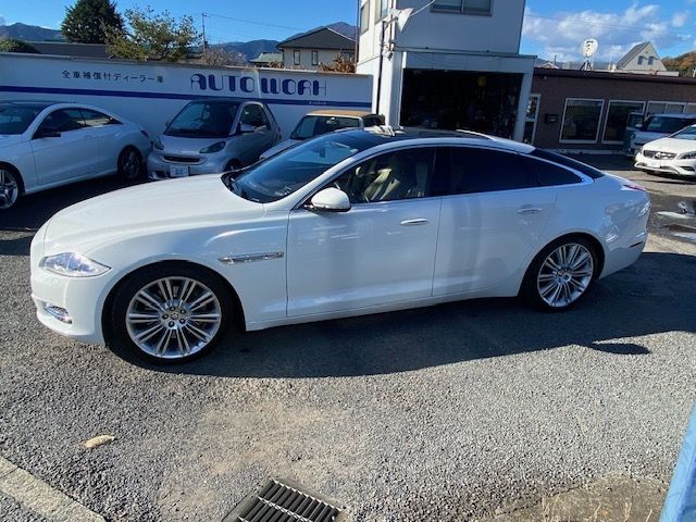 JAGUAR XJSERIES SEDA 2010 Image 31