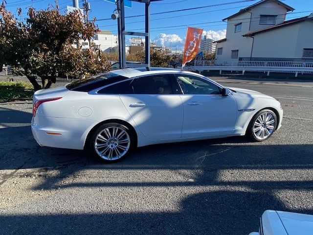 JAGUAR XJSERIES SEDA 2010 Image 31