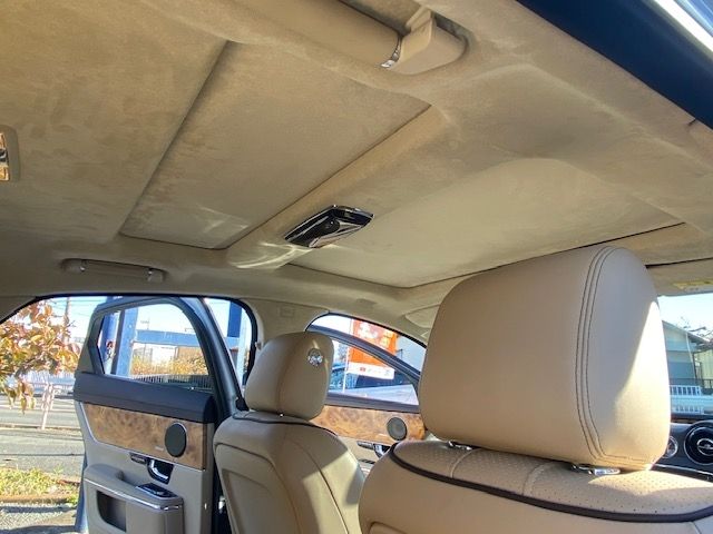 JAGUAR XJSERIES SEDA 2010 Image 31