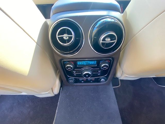 JAGUAR XJSERIES SEDA 2010 Image 31