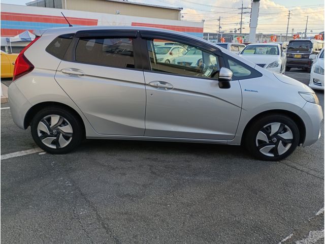 HONDA FIT HYBRID 2015 Image 31