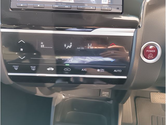 HONDA FIT HYBRID 2015 Image 31