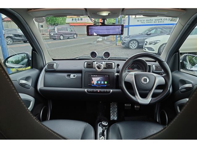MCC SMART FORTWO COUPE 2008 Image 31