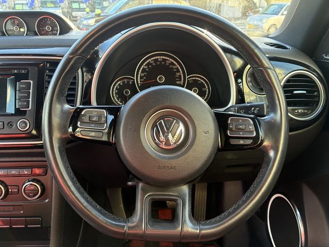 VOLKSWAGEN THE BEETL 2020 Image 31