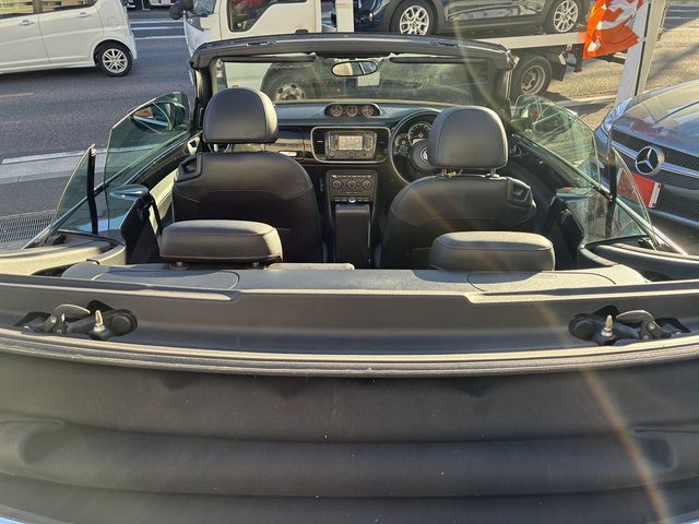 VOLKSWAGEN THE BEETL 2020 Image 31