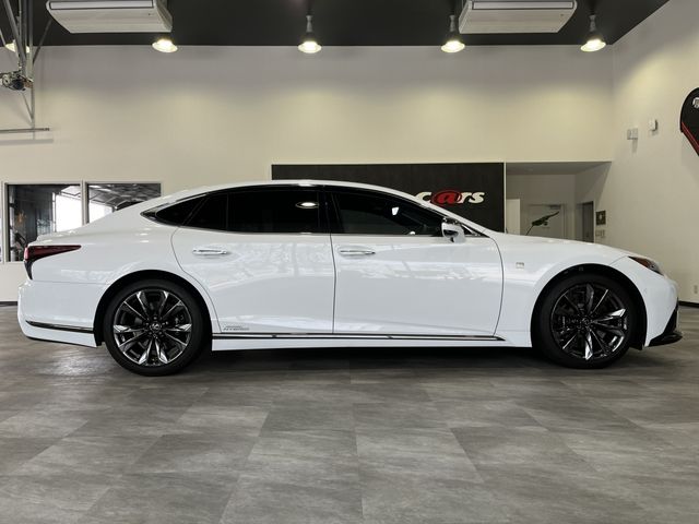 TOYOTA LEXUS LS500H 4WD 2021 Image 31
