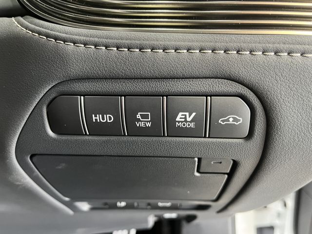 TOYOTA LEXUS LS500H 4WD 2021 Image 31