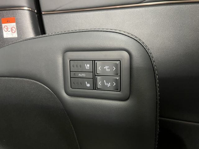 TOYOTA VELLFIRE  HYBRID 4WD 2023 Image 31