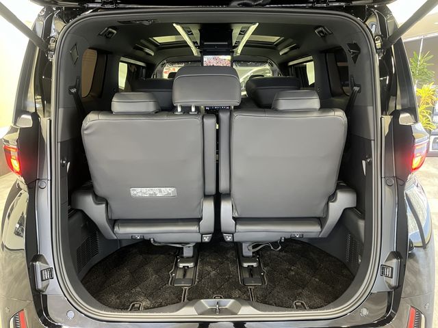 TOYOTA VELLFIRE  HYBRID 4WD 2023 Image 31