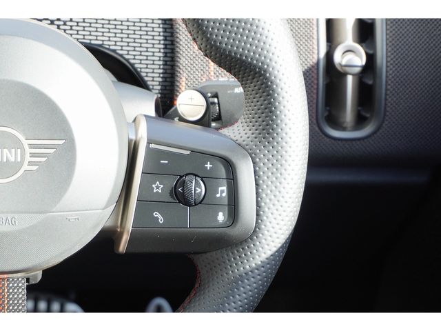 BMW MINI COUNTRYMAN 2024 Image 31