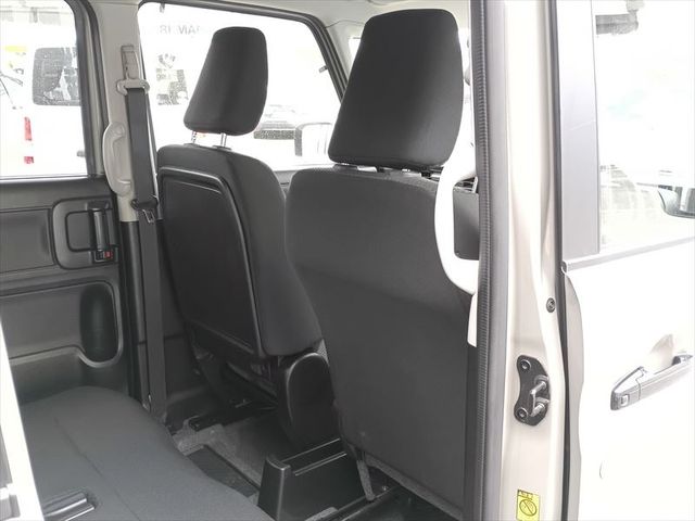 SUZUKI SPACIA BASE 4WD 2024 Image 31