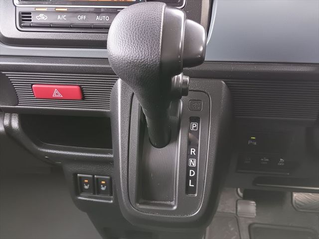 SUZUKI SPACIA BASE 4WD 2024 Image 31