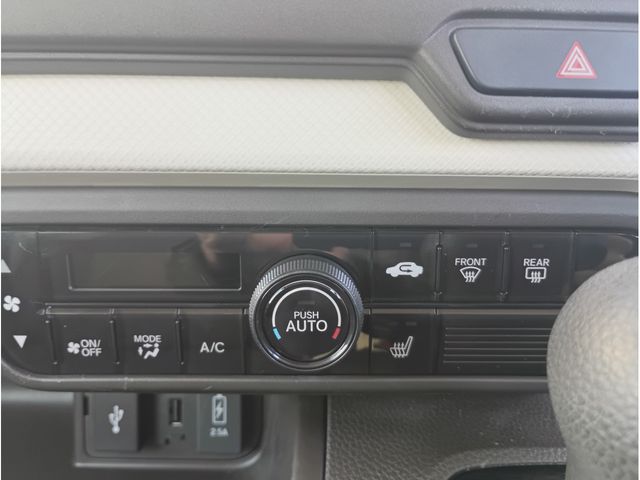 HONDA N BOX 2022 Image 31