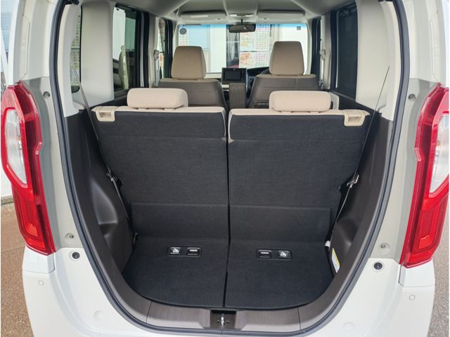 HONDA N BOX 2022 Image 31