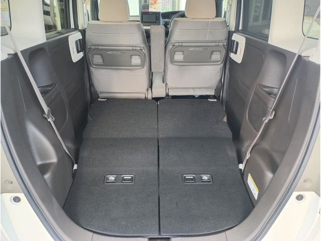 HONDA N BOX 2022 Image 31