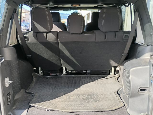 JEEP WRANGLER UNLIMI 2014 Image 31