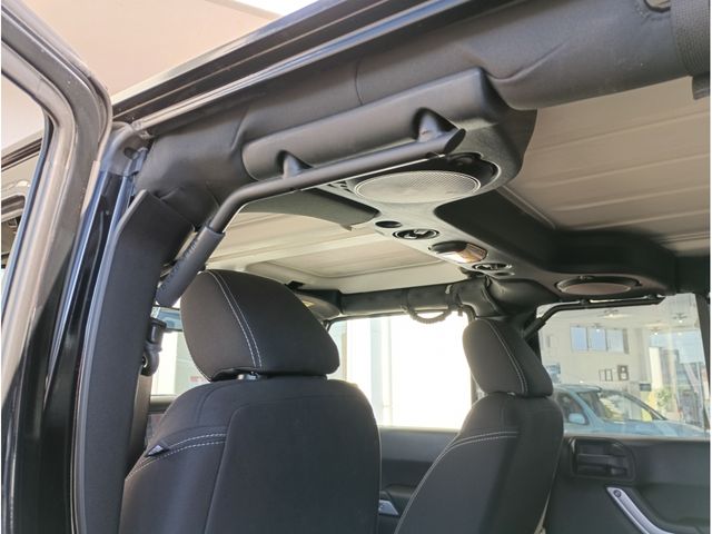 JEEP WRANGLER UNLIMI 2014 Image 31