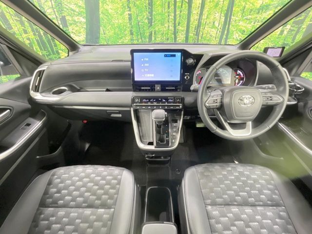 TOYOTA VOXY 2025 Image 31