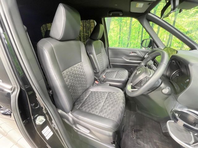 TOYOTA VOXY 2025 Image 31