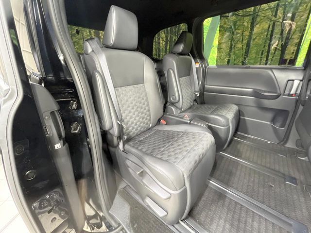 TOYOTA VOXY 2025 Image 31