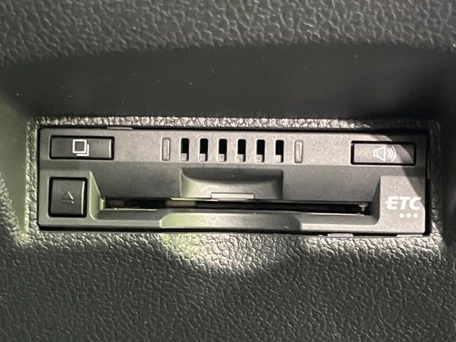 TOYOTA PRIUS 2016 Image 31