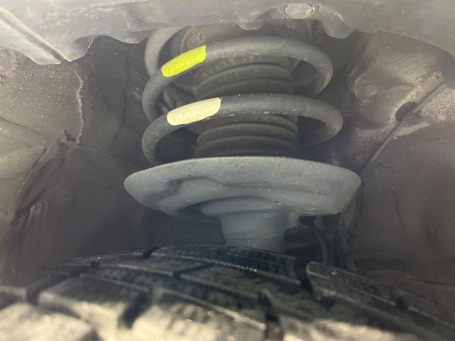 TOYOTA PRIUS 2016 Image 31