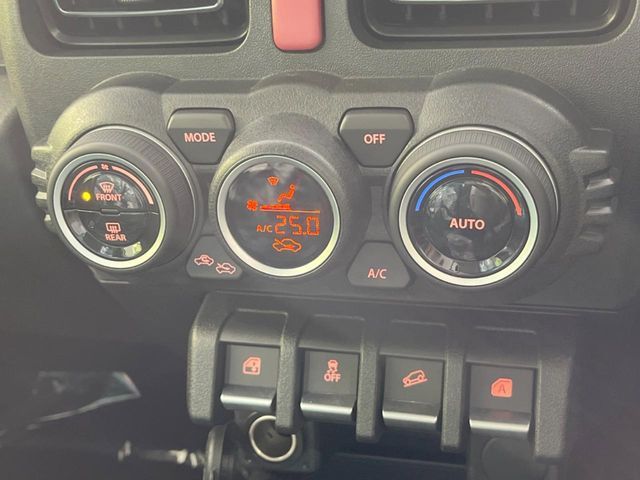 SUZUKI JIMNY NOMADE 2025 Image 31